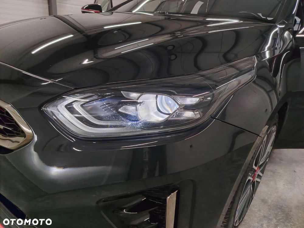 Kia ProCeed 1.6 T-GDI GT DCT - 36