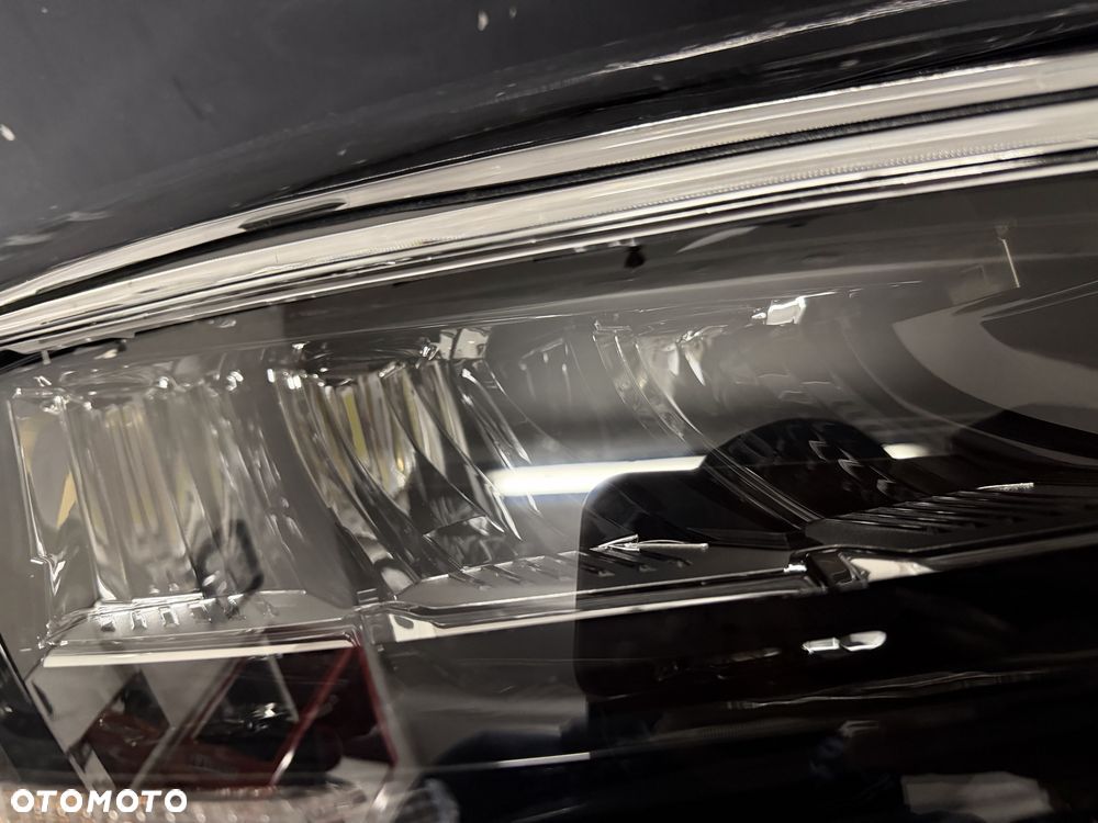 Lampa prawa przód Opel Crossland X Full Led lift 20r.- Europa oryginał - 7