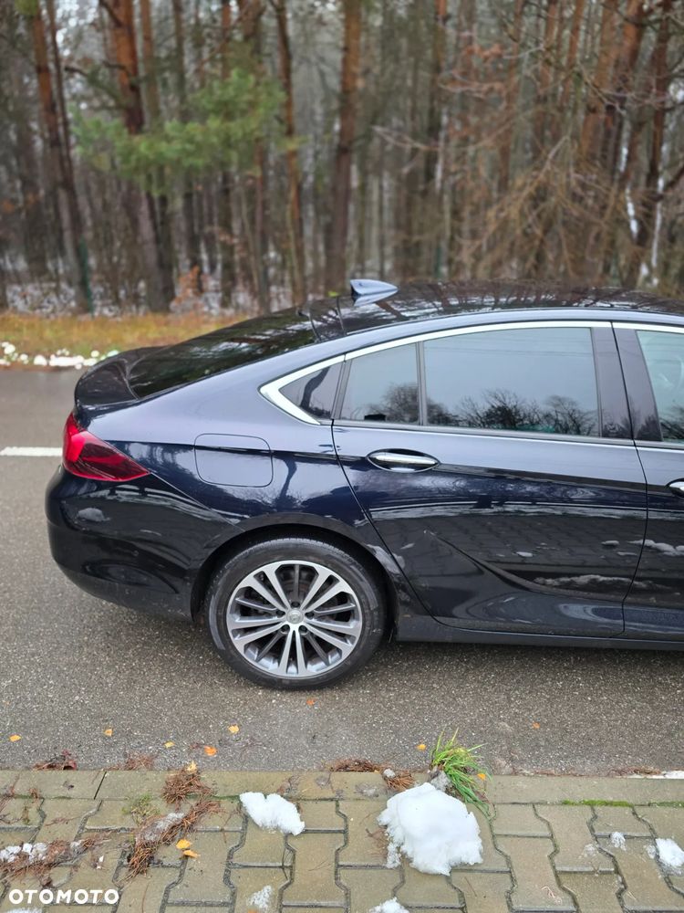 Opel Insignia 2.0 T 4x4 Exclusive S&S - 12