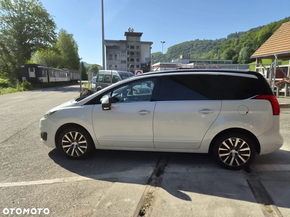 Peugeot 5008 155 THP Automatik Allure - 8