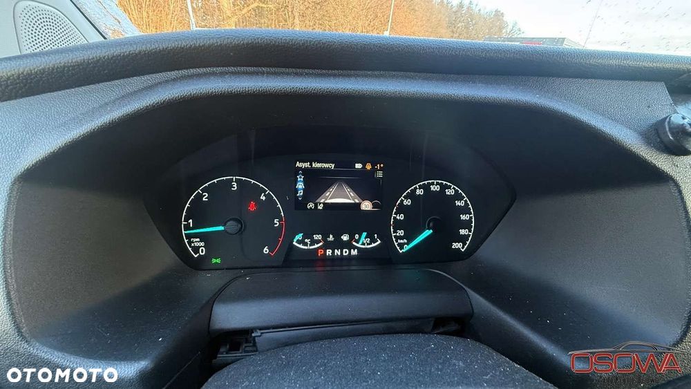 Ford Tourneo Custom - 26