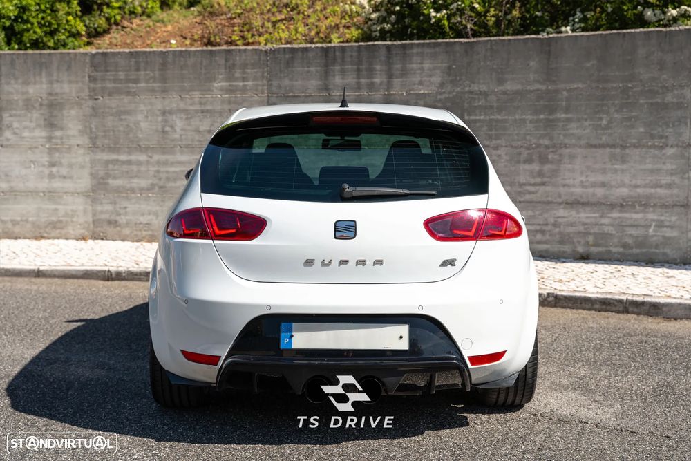SEAT Leon 2.0 T FSI Cupra R - 4