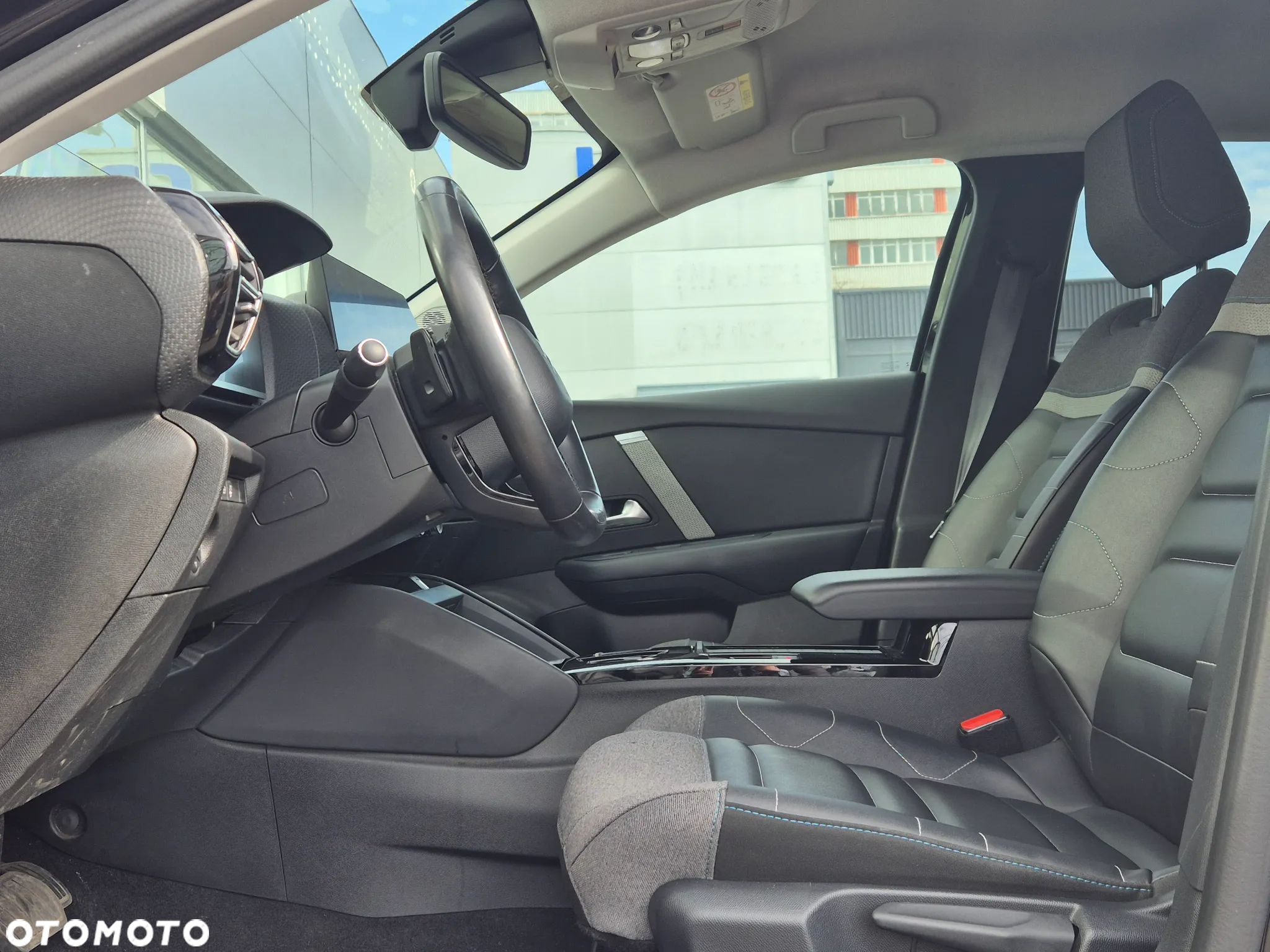 Citroën C4 1.2 PureTech Shine S&S EAT8 - 12