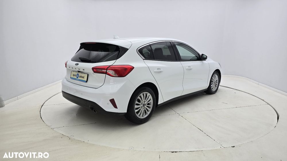 Ford Focus 1.0 EcoBoost Titanium - 6
