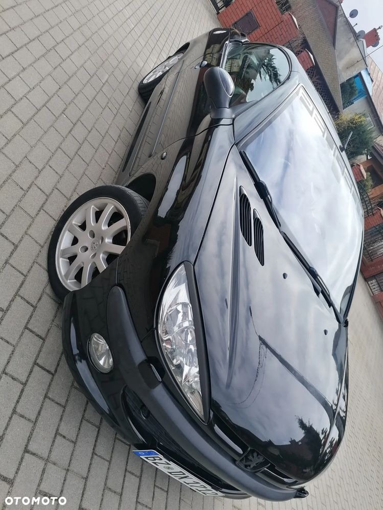 Peugeot 206 - 30