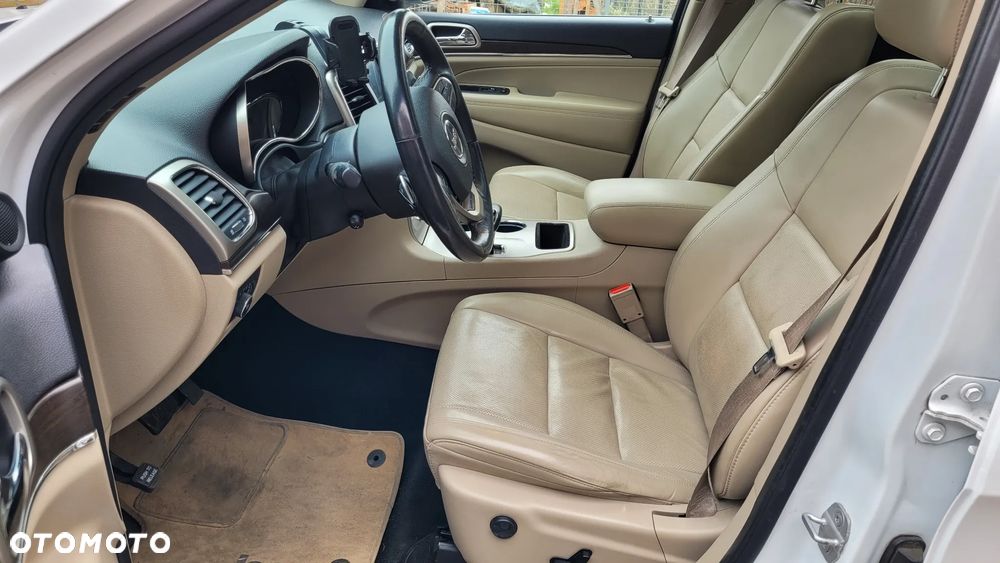 Jeep Grand Cherokee - 2