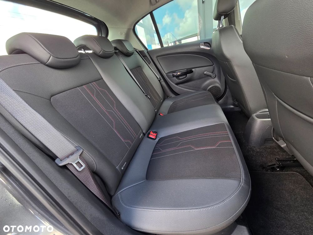 Opel Corsa 1.4 16V 150 Jahre - 13