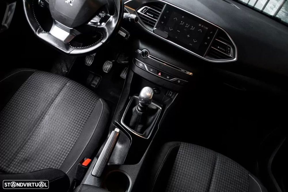 Peugeot 308 SW - 26