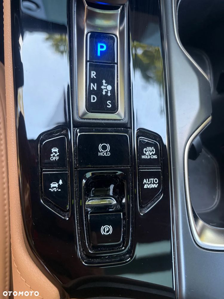 Lexus NX - 27