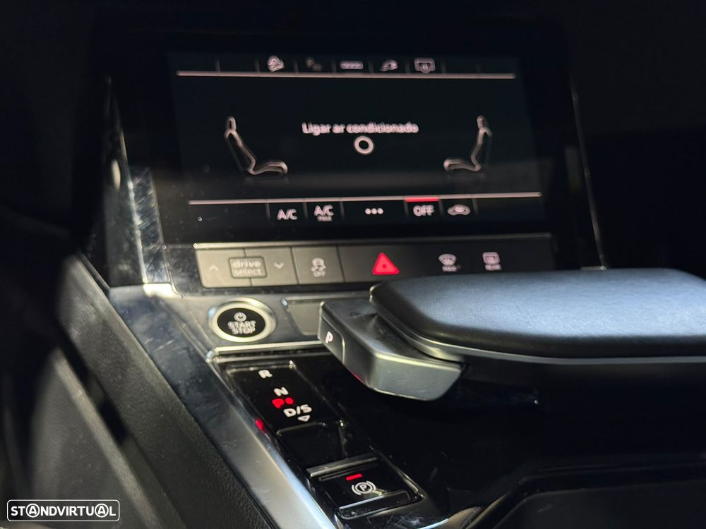 Audi e-tron 55 quattro S line - 30