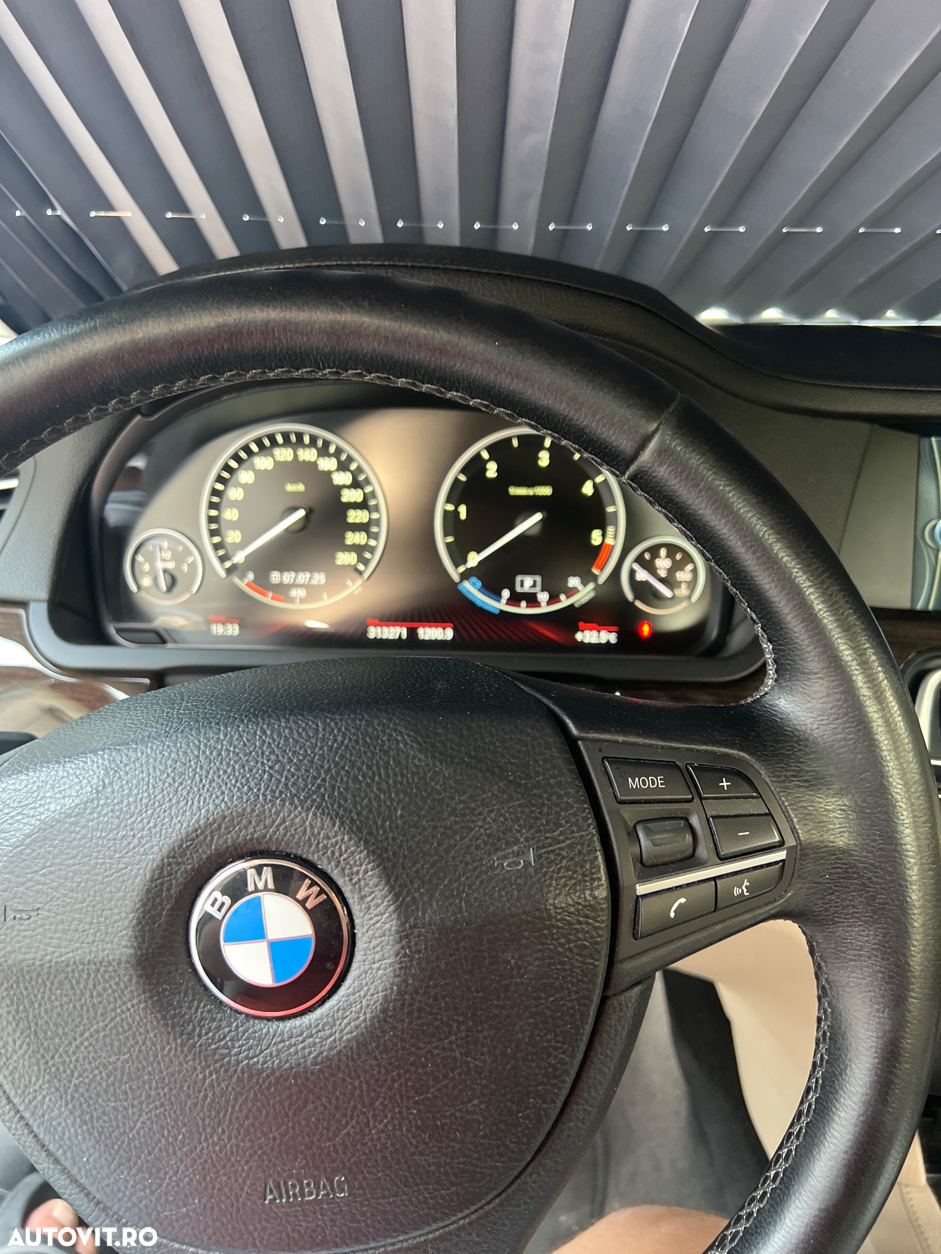 BMW Seria 7 740d xDrive Aut. - 7