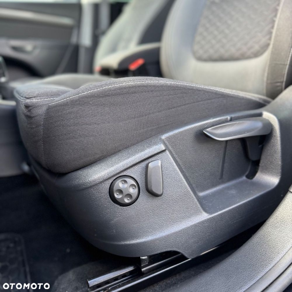 Volkswagen Sharan - 20