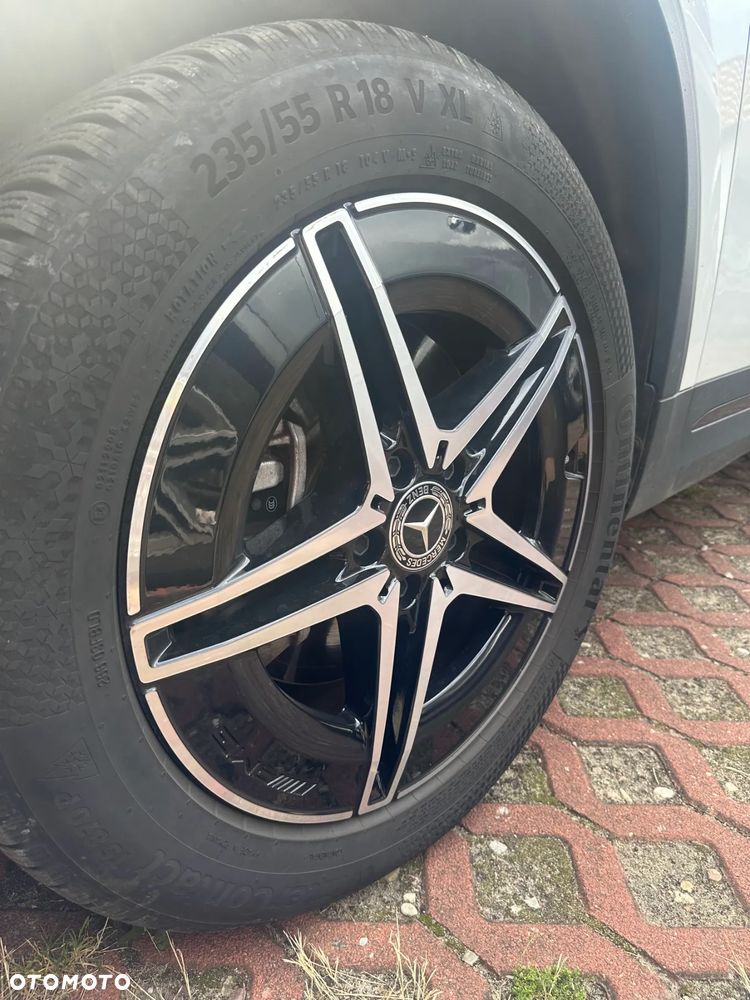 Mercedes-Benz EQA - 15