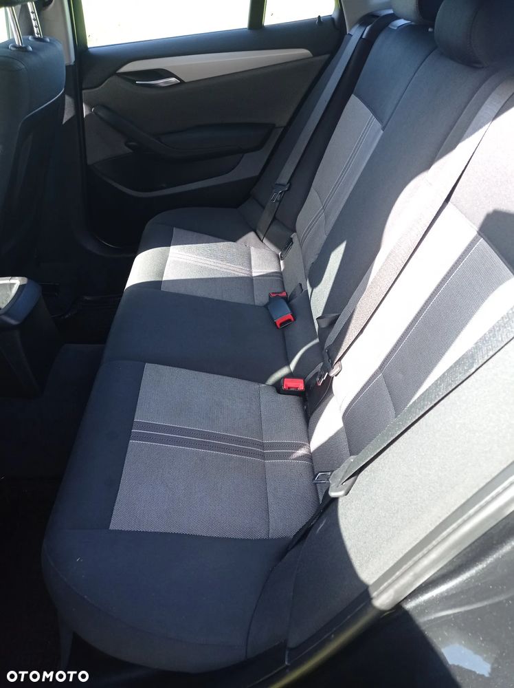 BMW X1 sDrive18i - 6