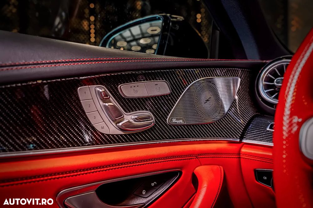 Mercedes-Benz AMG GT 4-door Coupe 63 S 4Matic+ Speedshift MCT 9G - 33