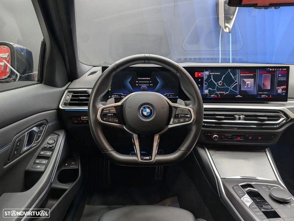 BMW 320 e Pack Desportivo M Auto - 53