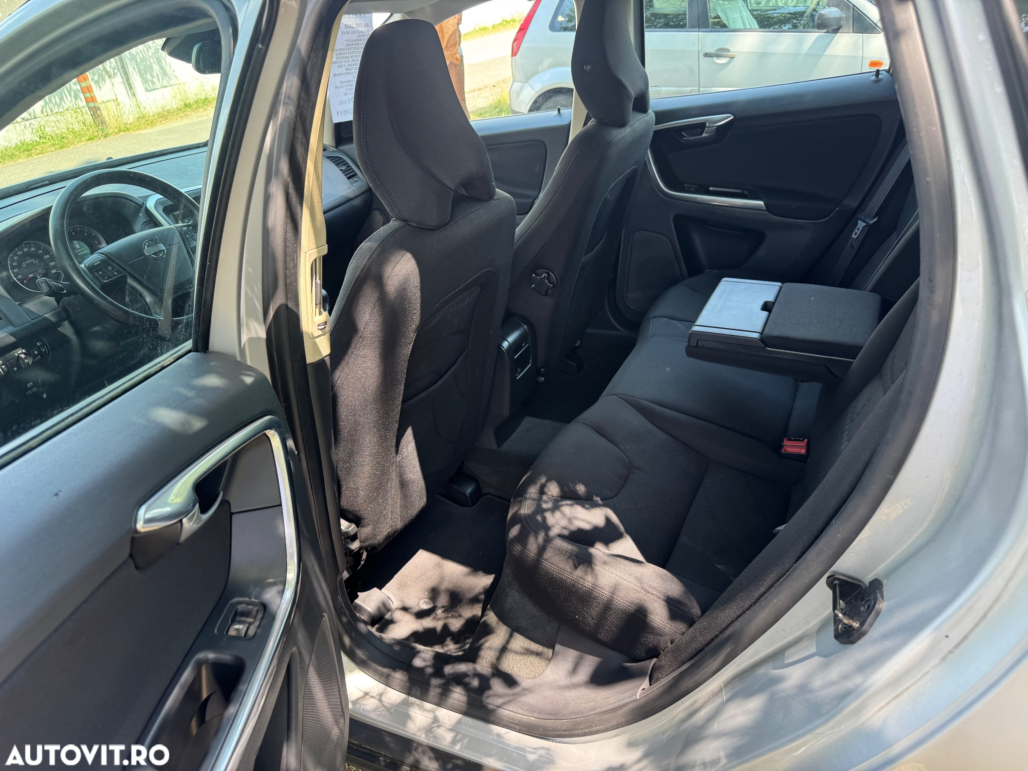 Volvo XC 60 D4 Edition Pro - 9