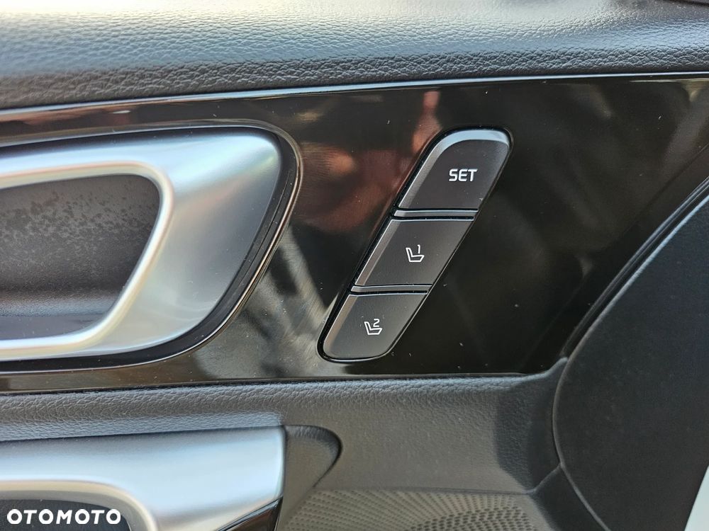 Kia XCeed 1.5 T-GDI OPF DCT7 GT-LINE - 26