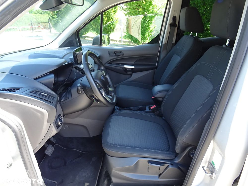 Ford Tourneo Connect 1.5TDCi Start-Stop Titanium - 16