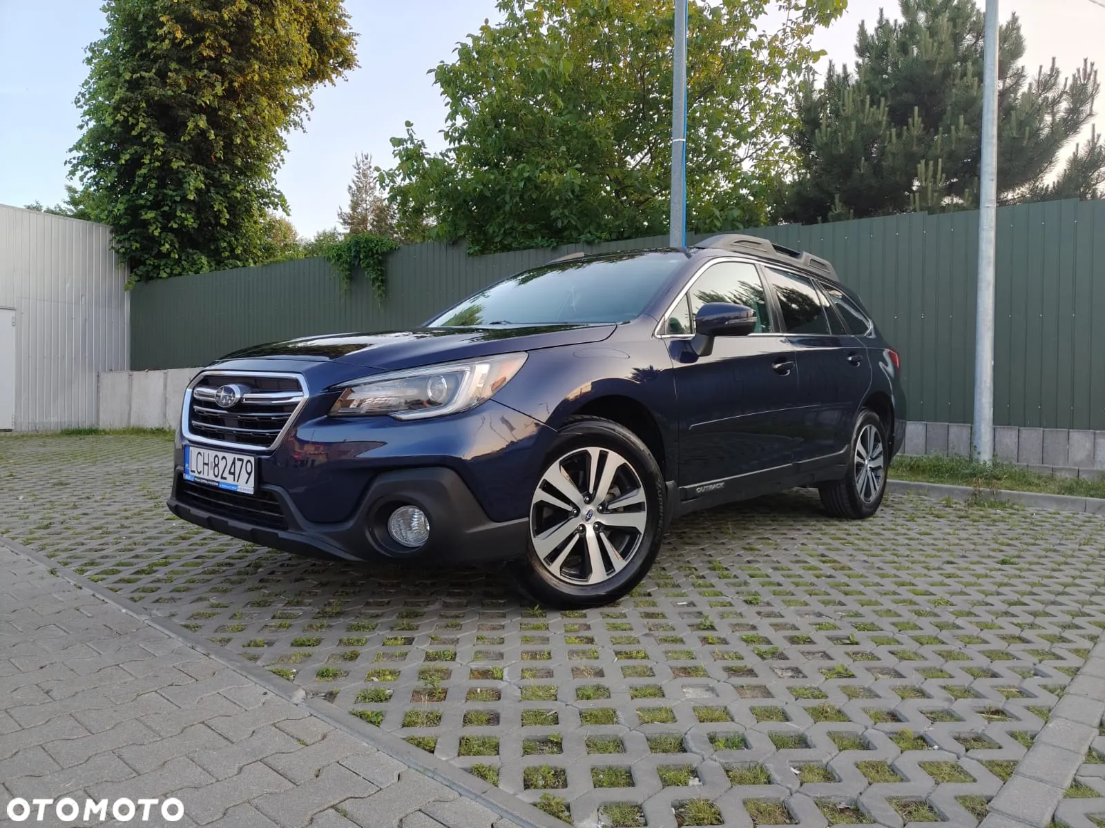 Subaru Outback - 3