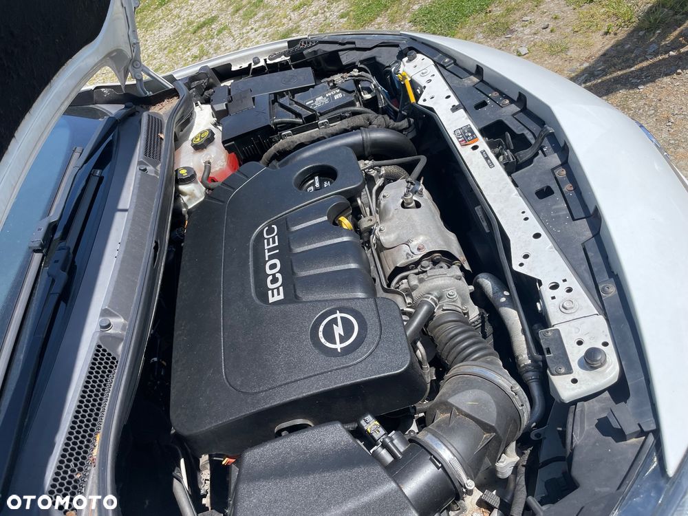 Opel Astra 1.6 D Start/Stop Innovation - 12