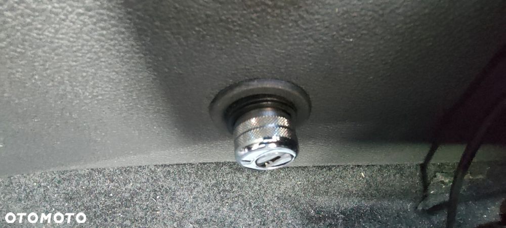 Ford Focus 1.6 Ambiente - 9
