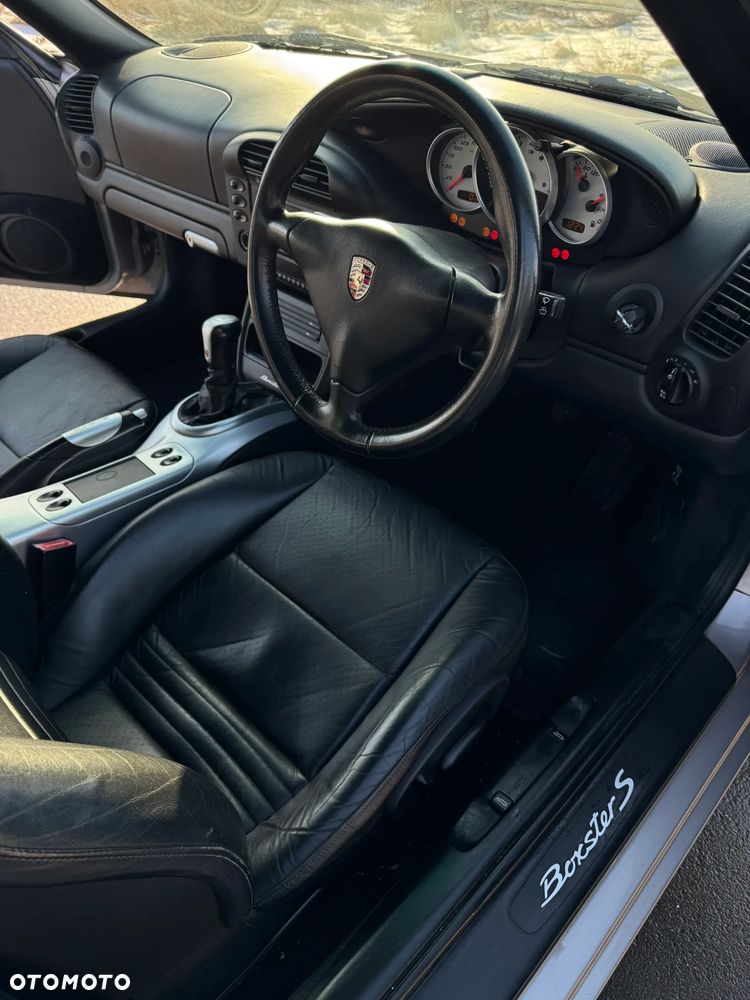 Porsche Boxster - 26