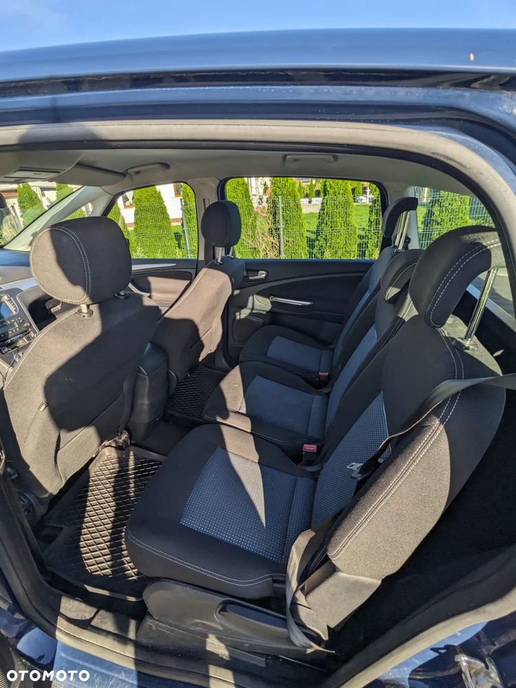 Ford S-Max 1.6 T Trend - 4