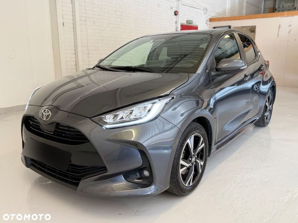 Toyota Yaris Hybrid 1.5 Style - 1