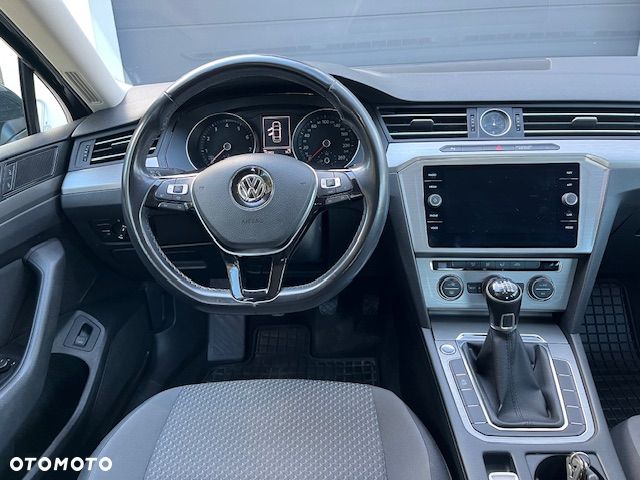 Volkswagen Passat 1.5 TSI EVO Comfortline - 6