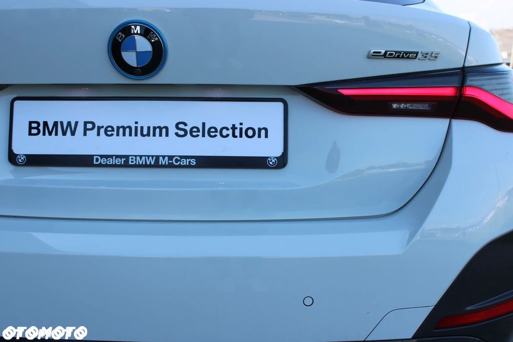 BMW i4 80.7kWh eDrive 35 M Sport - 9