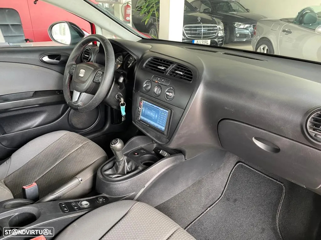 SEAT Leon 1.6 TDI DPF E-Ecomotive Style Copa - 27
