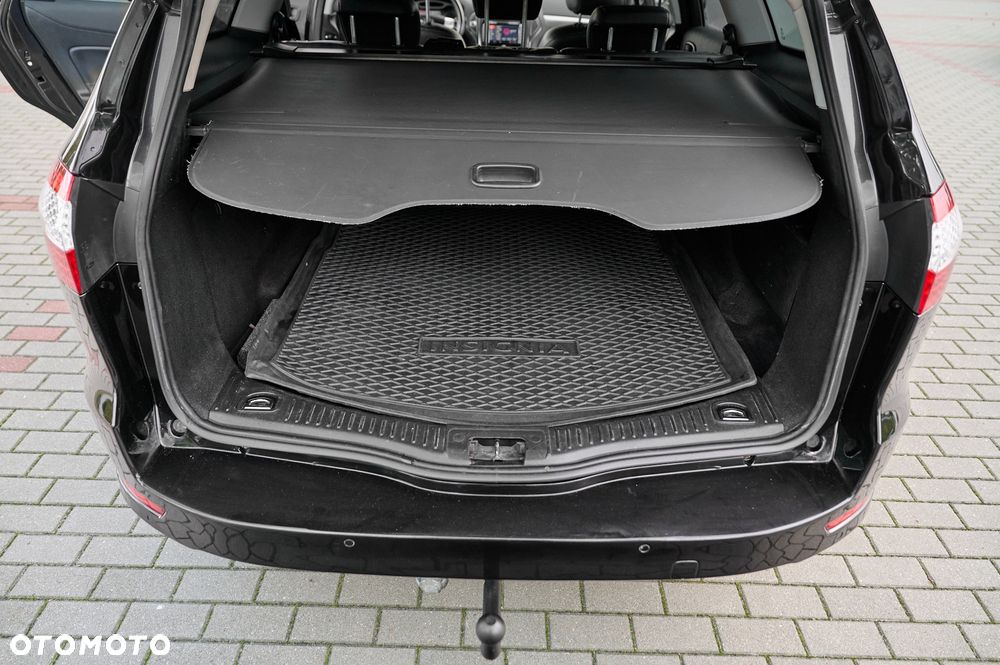 Ford Mondeo - 18