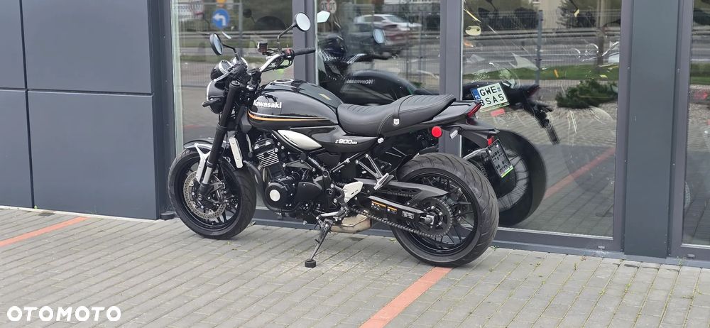 Kawasaki Z 900 RS - 26