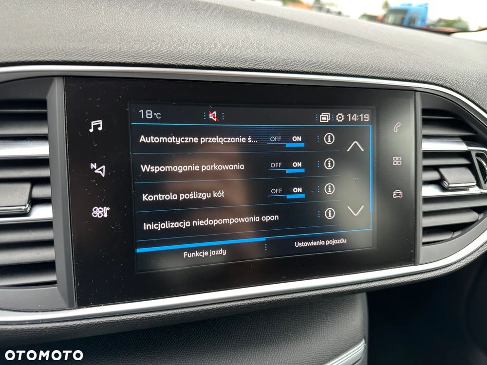 Peugeot 308 - 35