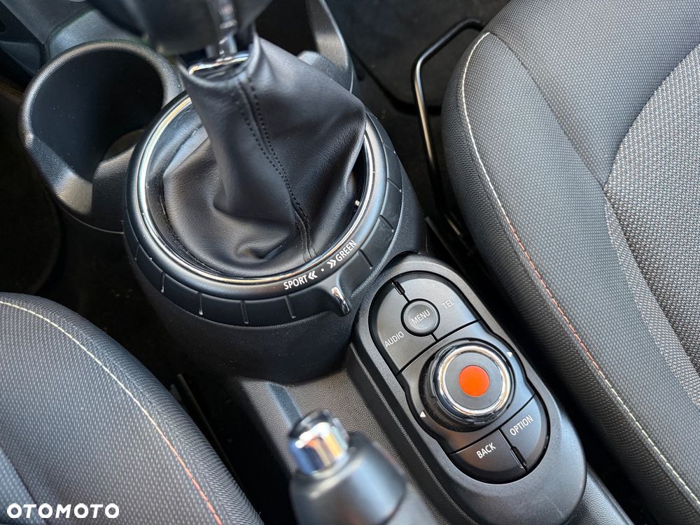 MINI ONE Blackyard - 16