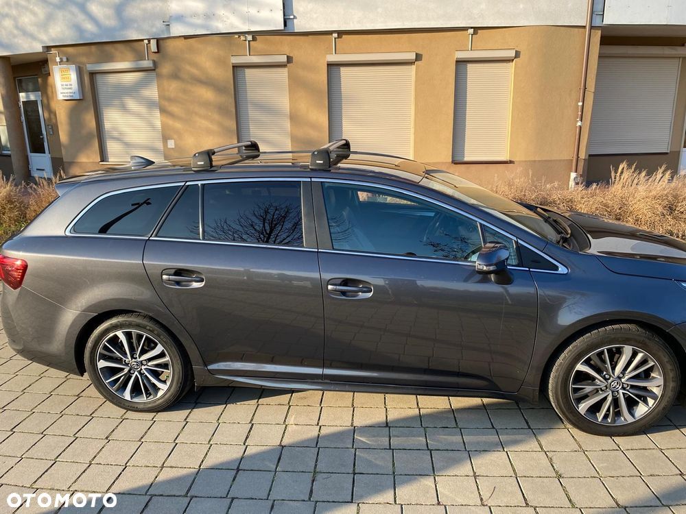 Toyota Avensis 1.8 Prestige - 2