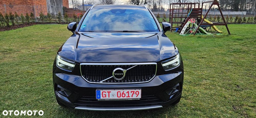Volvo XC 40 T3 Geartronic Momentum Pro - 5
