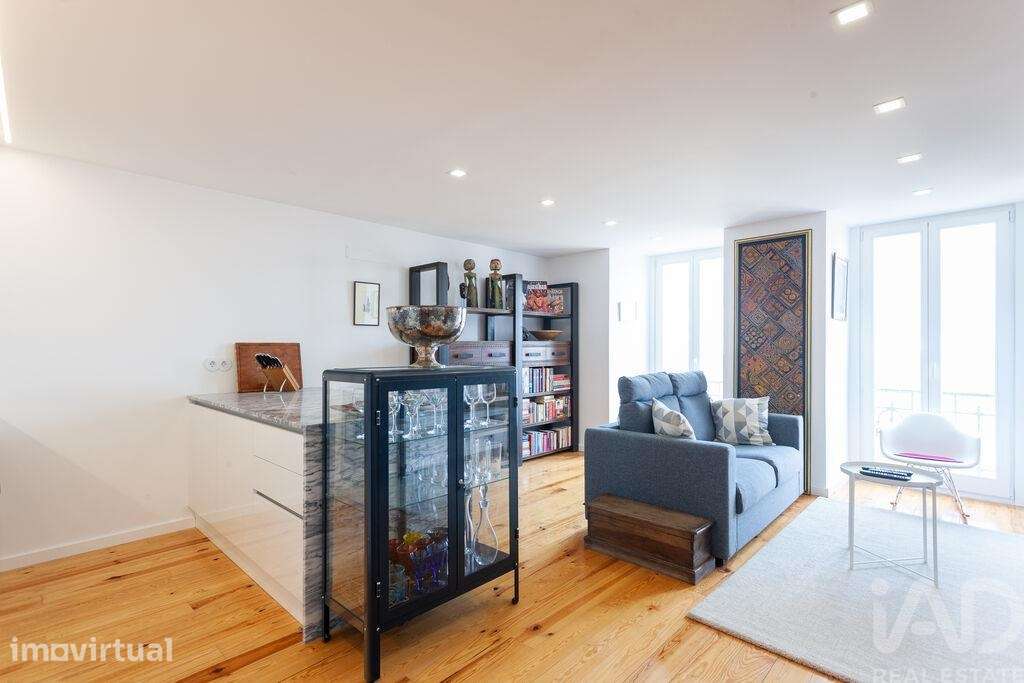 Duplex T2 em Penha de França de 84 m2 - Grande imagem: 2/28