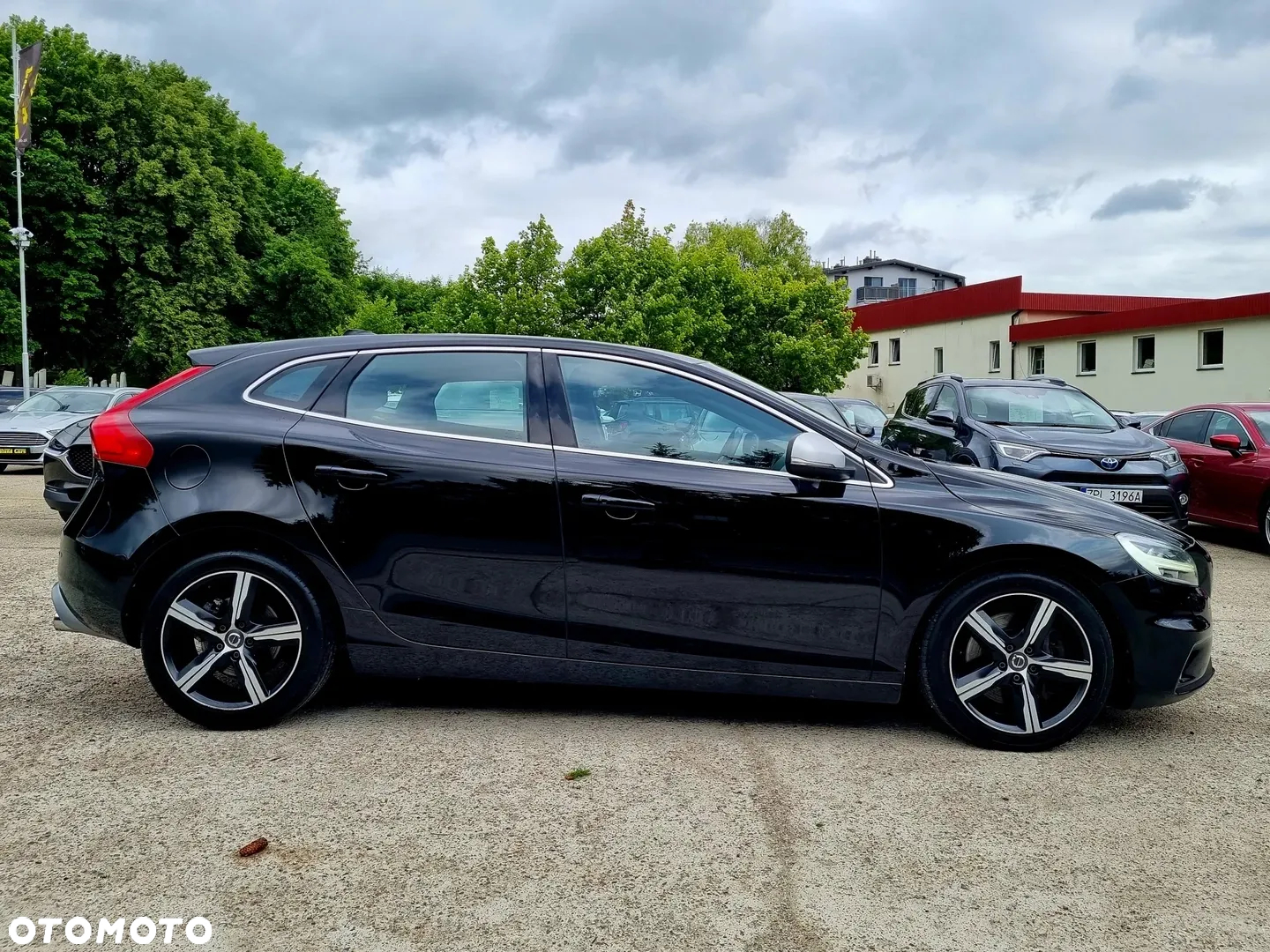 Volvo V40 T2 Geartronic RDesign - 4