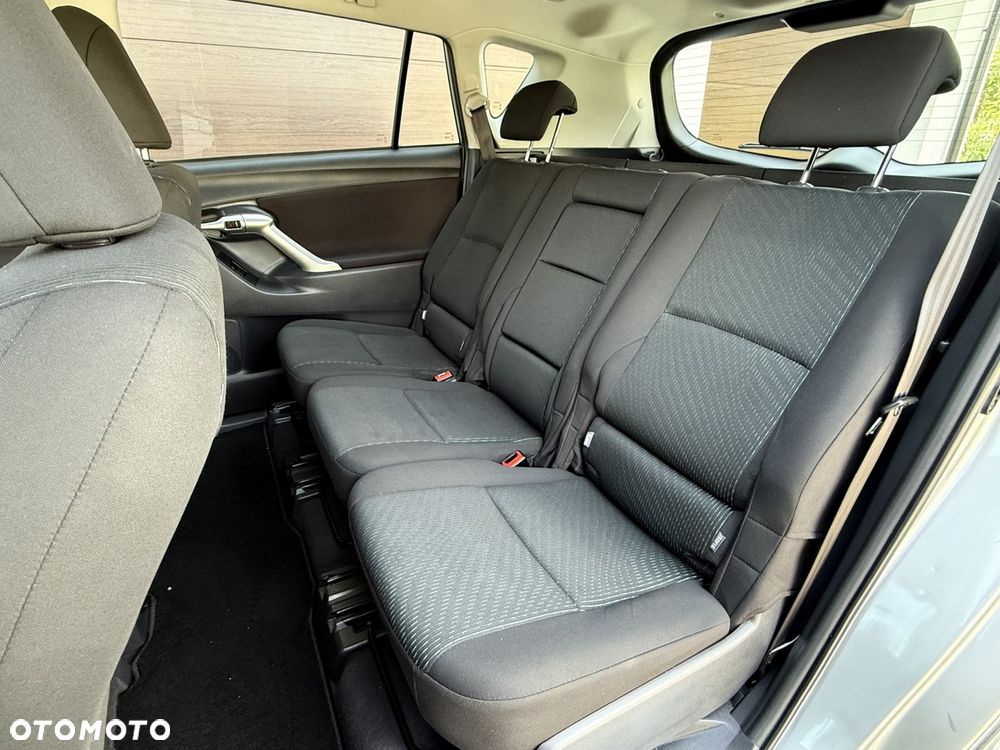 Toyota Verso 1.8 Edition - 18