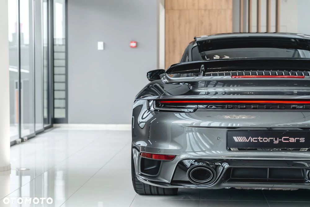 Porsche 911 Turbo S - 9