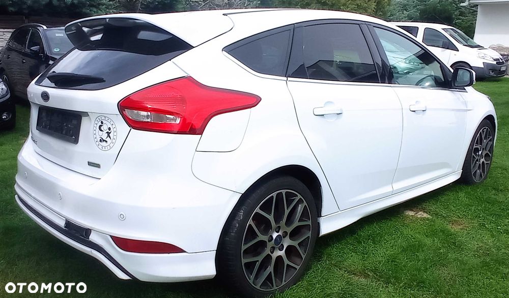 Ford Focus - 6