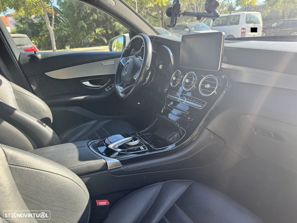 Mercedes-Benz GLC 220 d 4Matic 9G-TRONIC AMG Line - 19