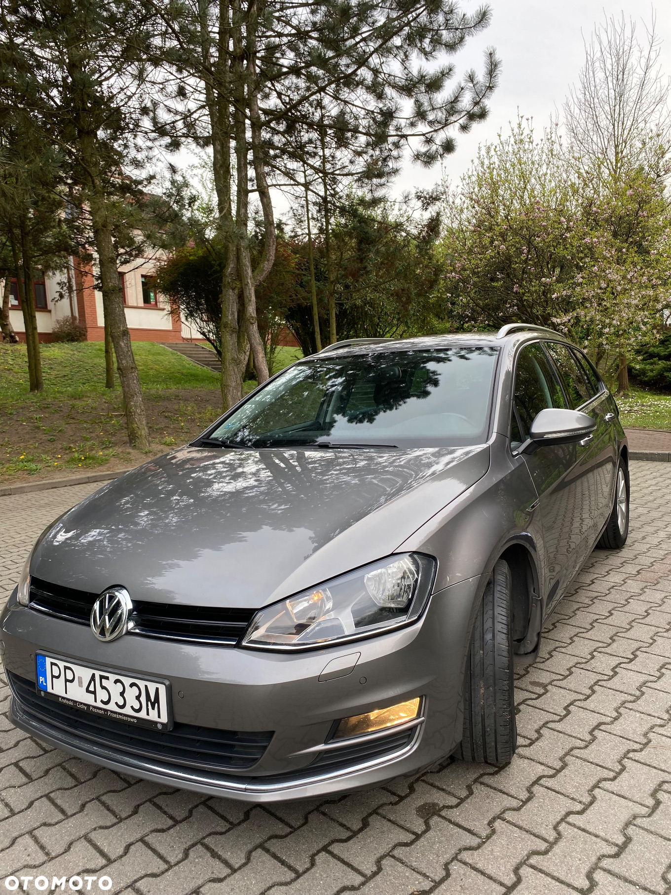 Volkswagen Golf 1.6 TDI BlueMotion Technology DSG Lounge - 11