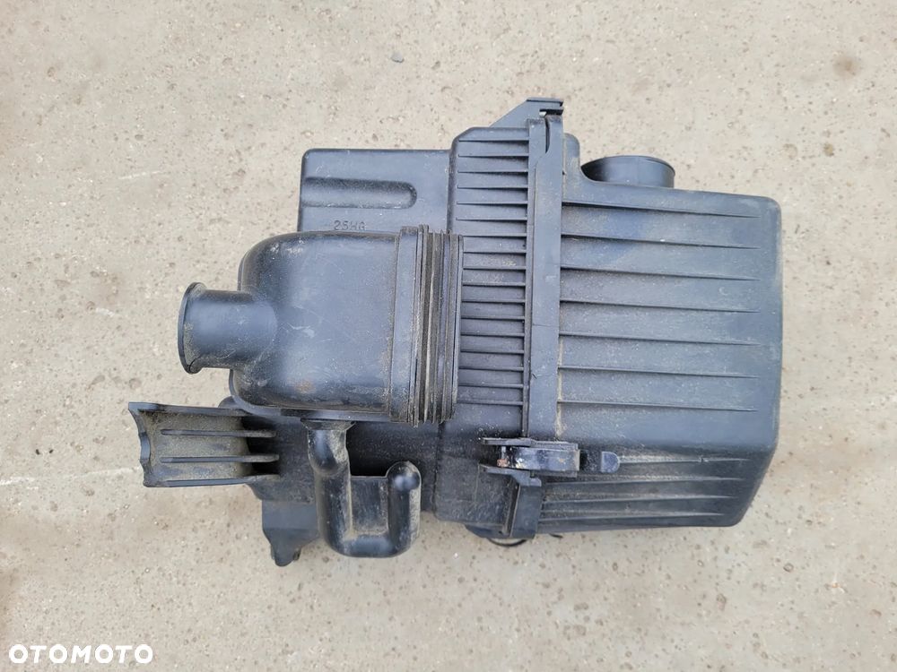 Obudowa filtra powietrza Kia Soul I Lift 1,6 GDI 2013r G4FD 28110-2K600 - 1