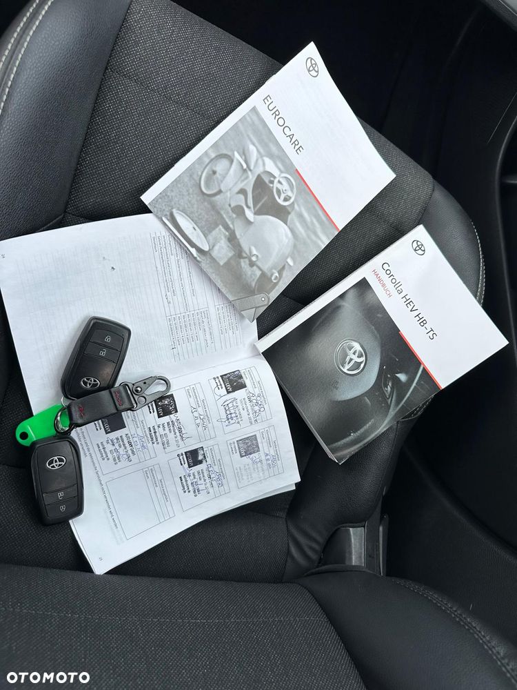 Toyota Corolla 2.0 Hybrid Style - 22