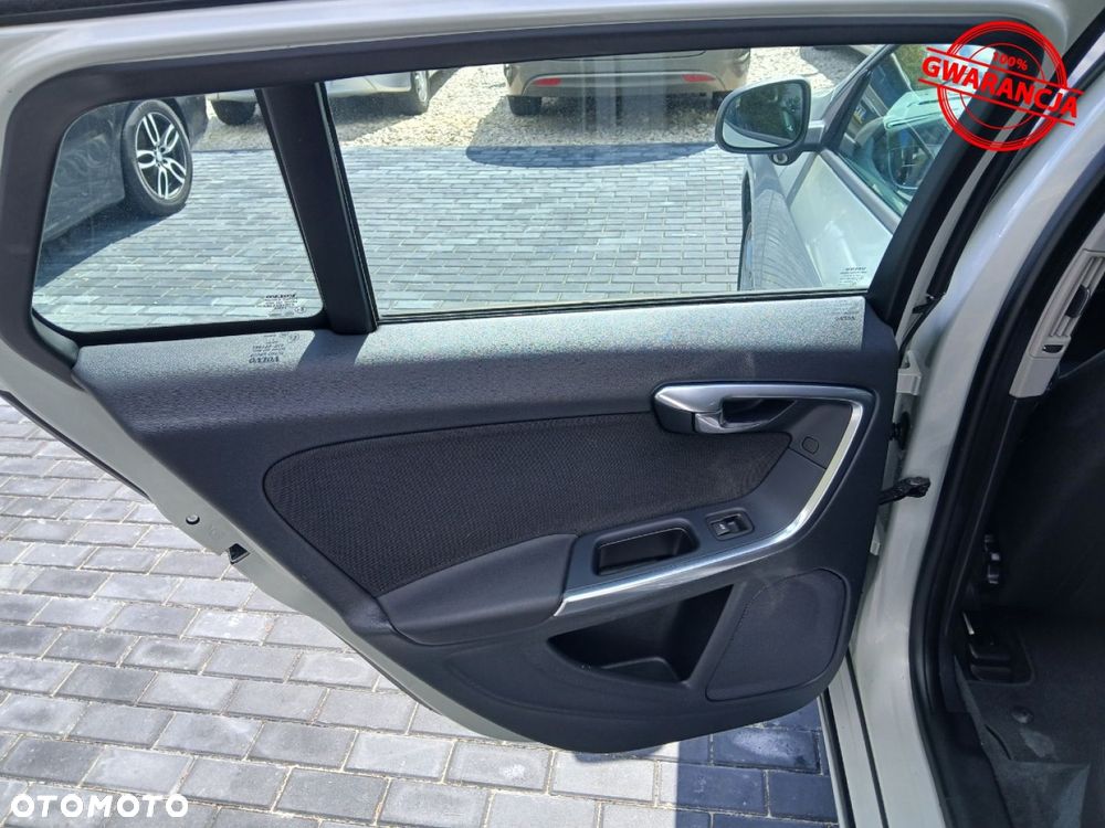 Volvo V60 - 37