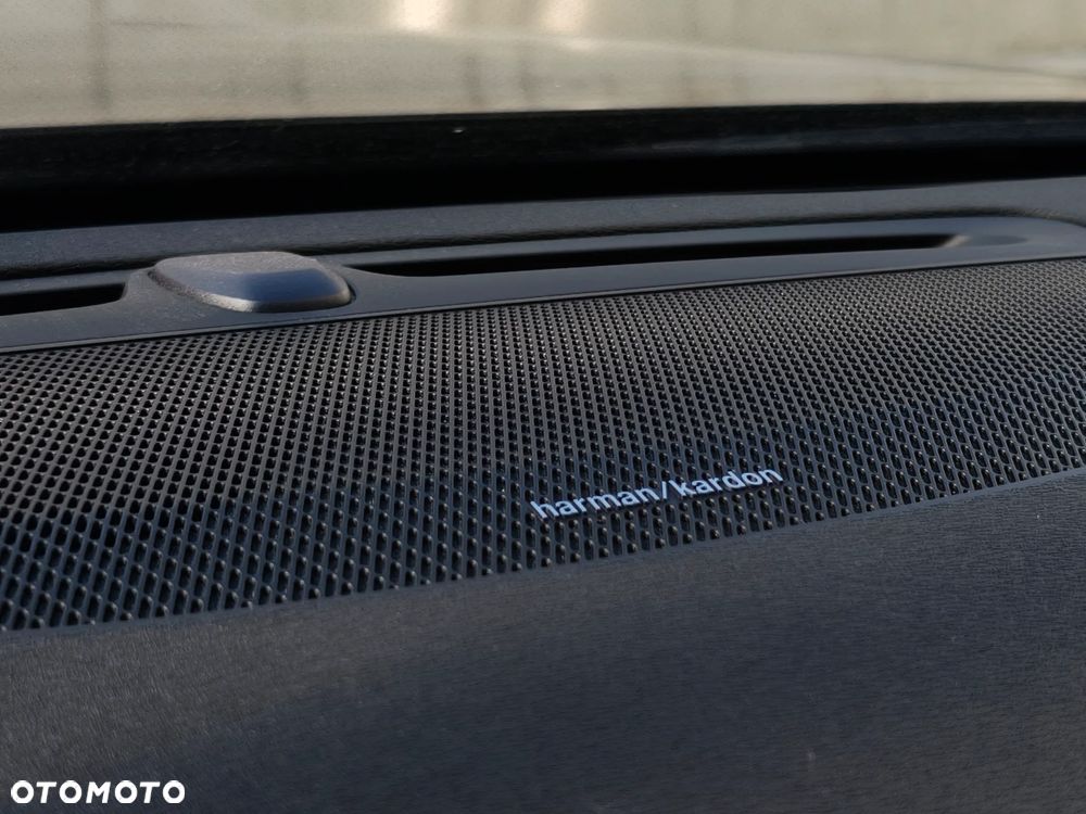 Volvo S90 D4 Momentum Pro - 40