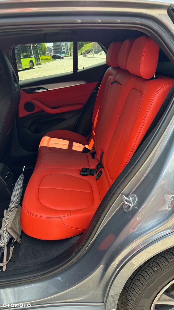 BMW X2 xDrive20i Advantage Plus - 30